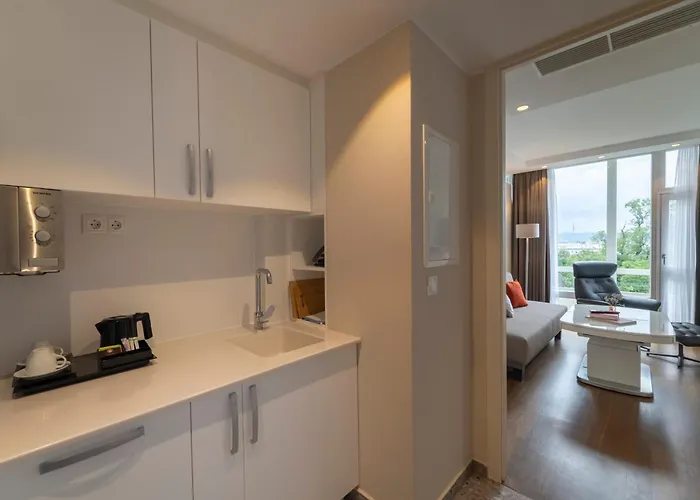 Pakat Residences