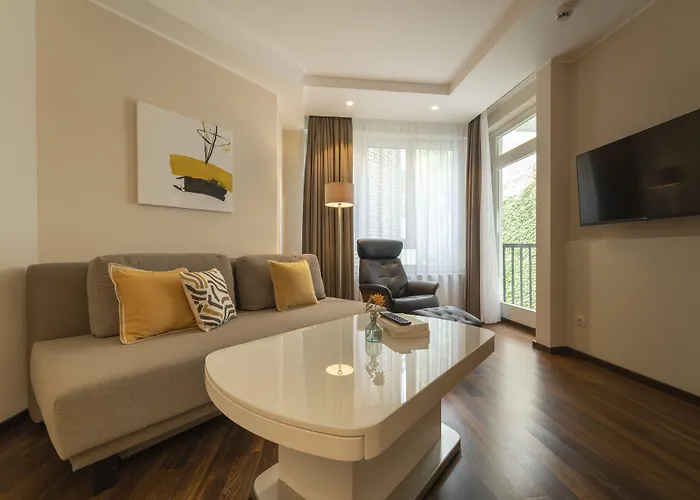 Pakat Residences